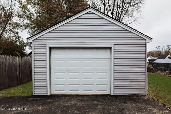 Rotterdam, NY 12303,1756 Norfolk Avenue