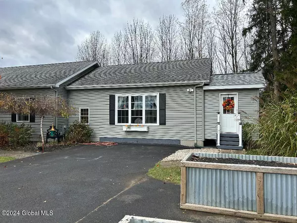 Galway, NY 12086,1233 Perth Road