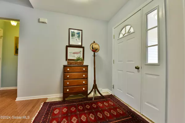 Saratoga Springs, NY 12866,10 Flying Dutchman Way