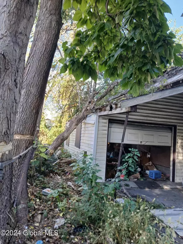 Schenectady, NY 12307,66 Wyllie Street