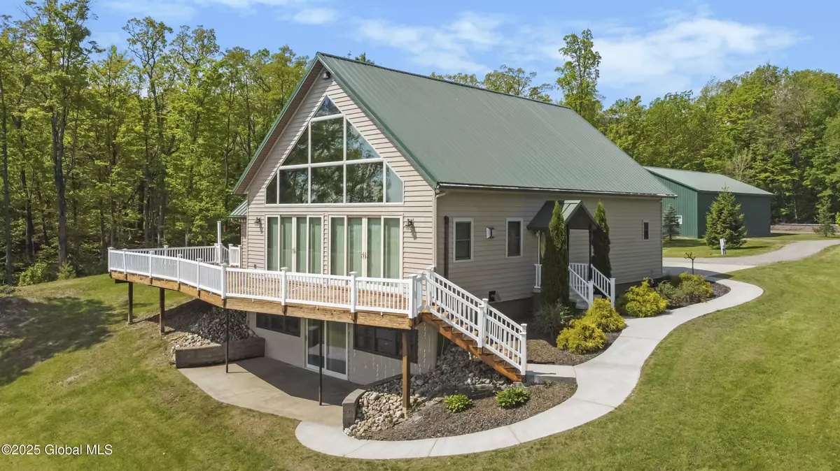 Crown Point, NY 12928,113 Captains Cove