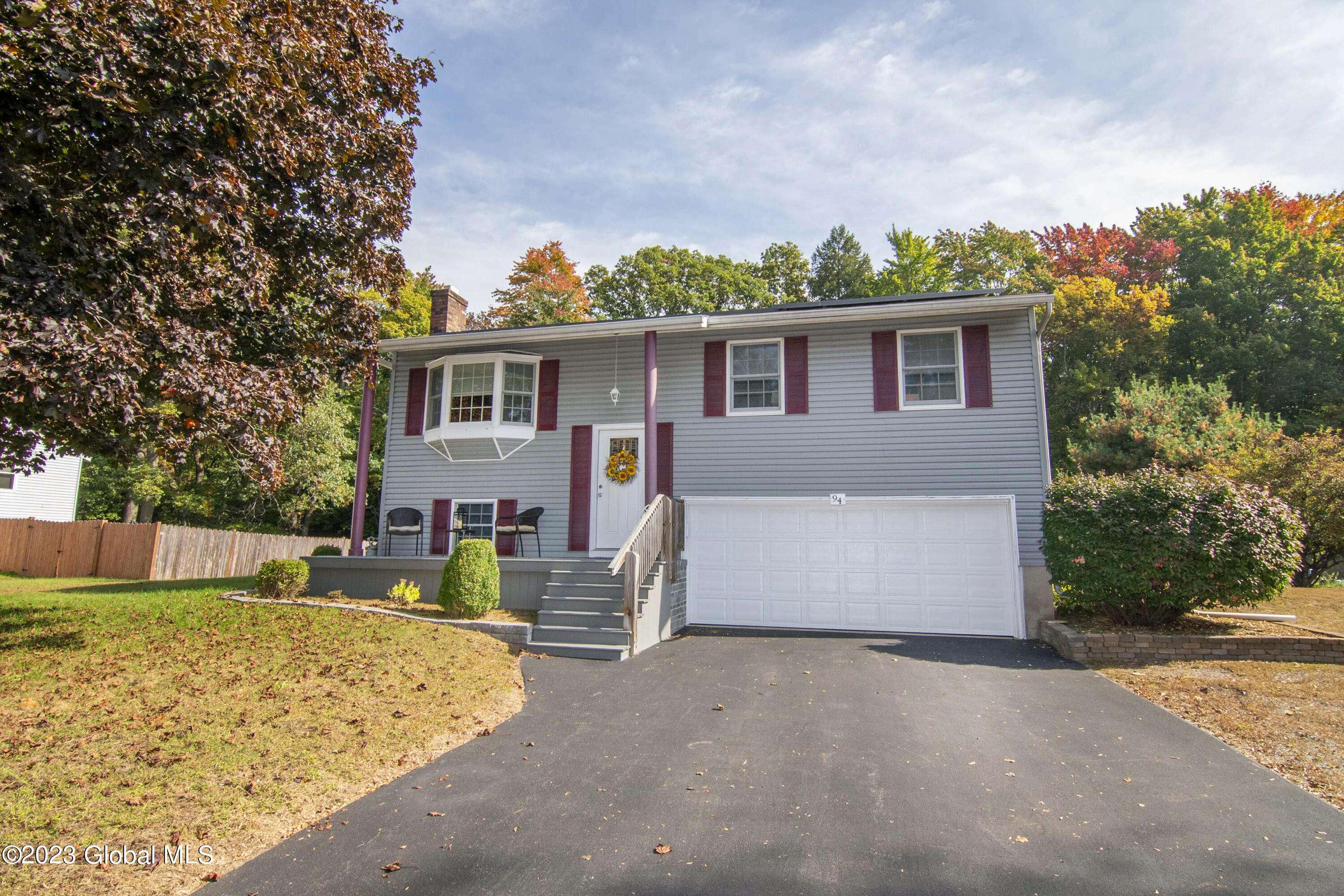 94 Quevic Drive, Saratoga Springs, NY 12866