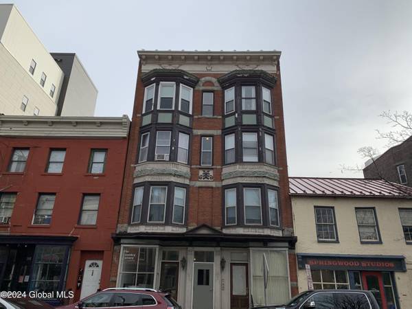 150 4th Street #2, Troy, NY 12180