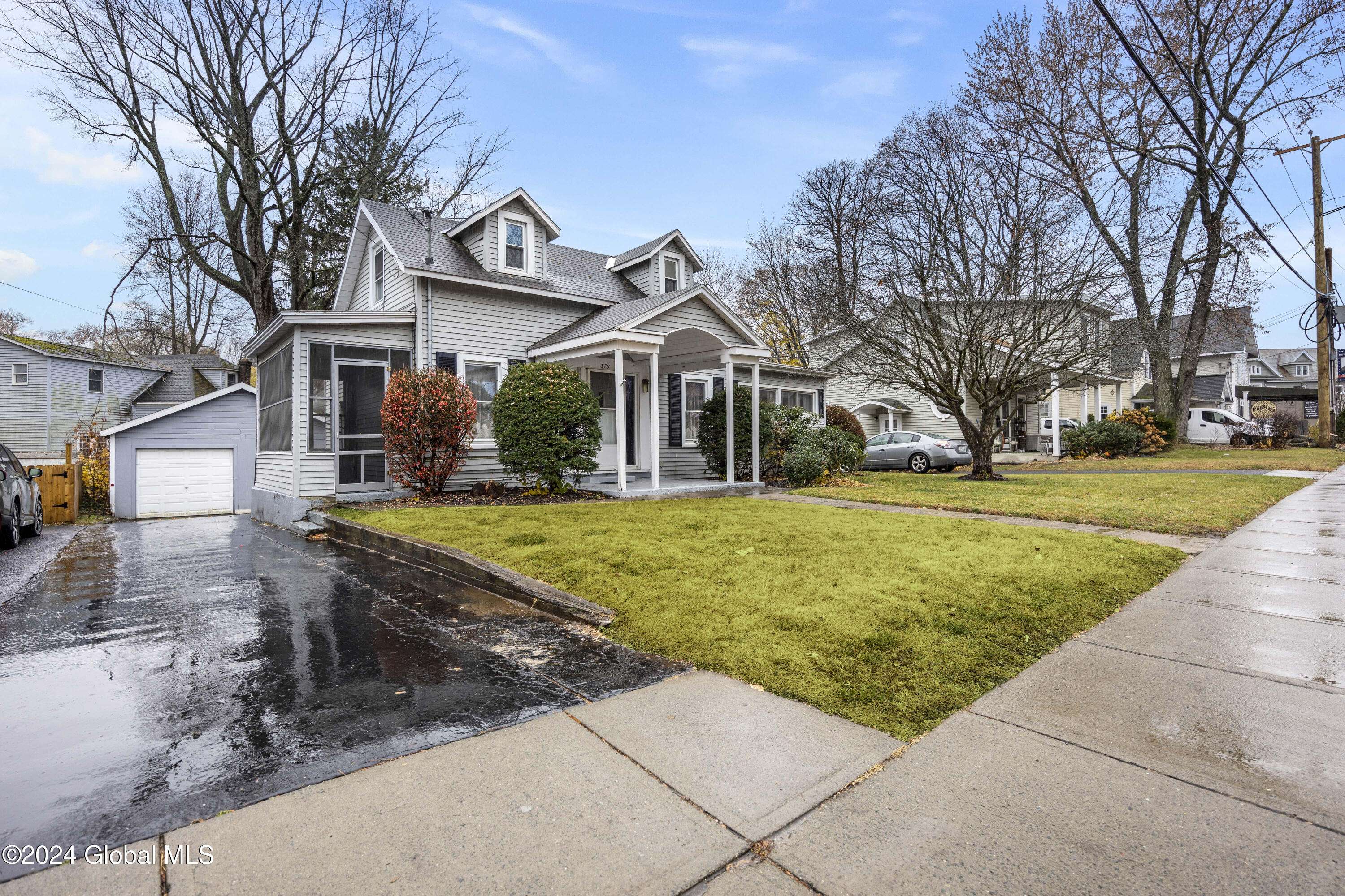 Bethlehem, NY 12054,378 Kenwood Avenue