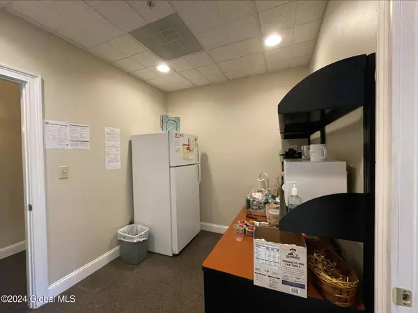Cohoes, NY 12047,621 Columbia Street