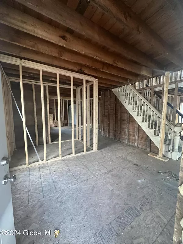 Granville, NY 12832,14 Lincoln Street