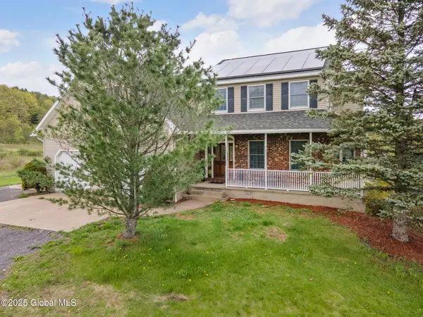1872 Currybush Road, Rotterdam, NY 12306