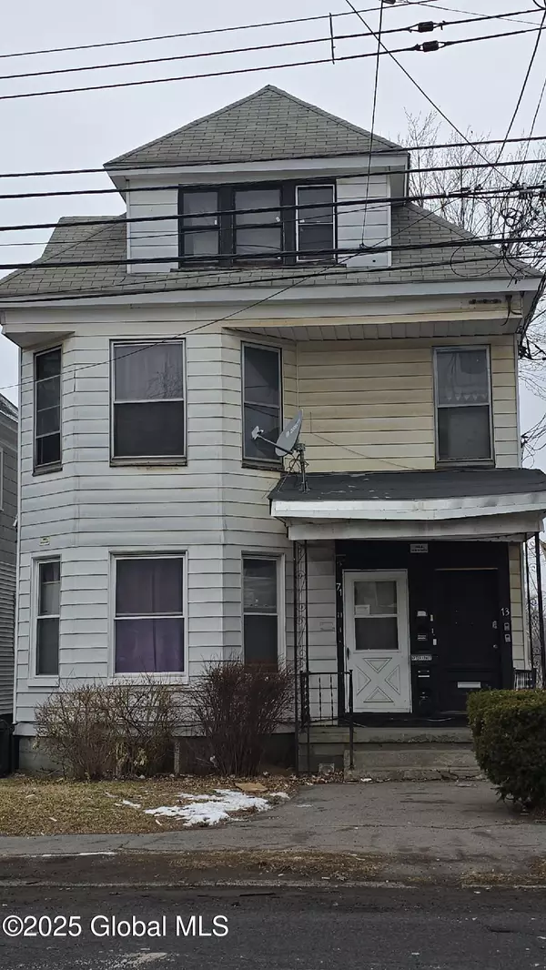 71 N Brandywine Avenue, Schenectady, NY 12307