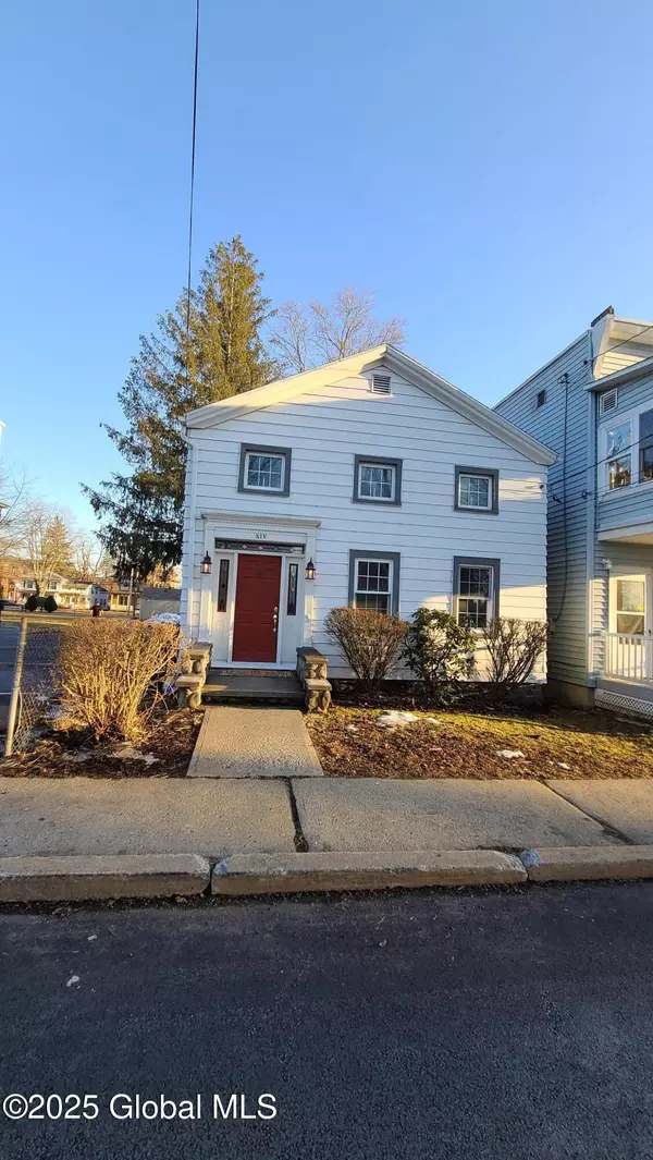 Stillwater, NY 12170,14 Palmer Street