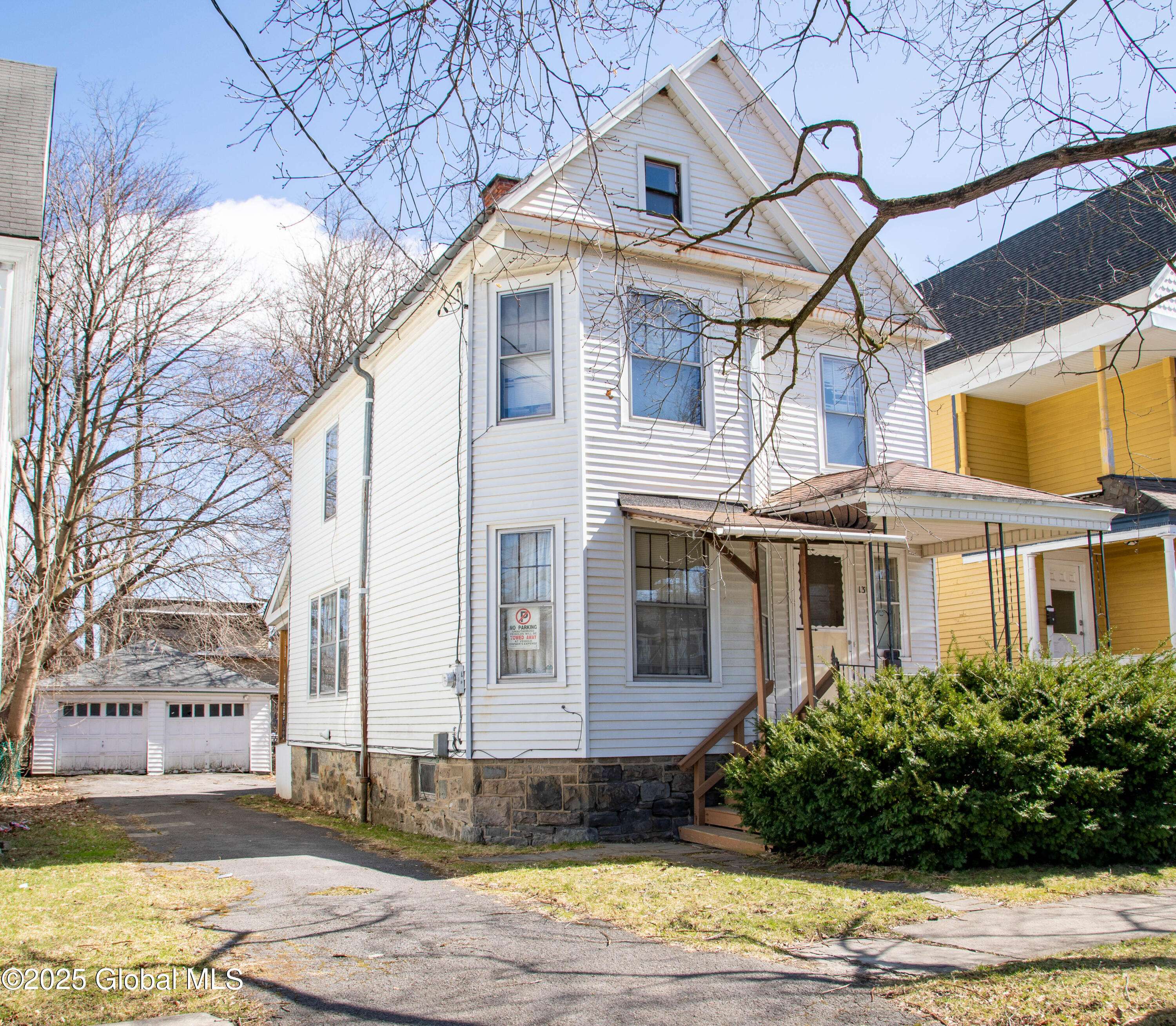 13 Grant Street, Utica, NY 13501