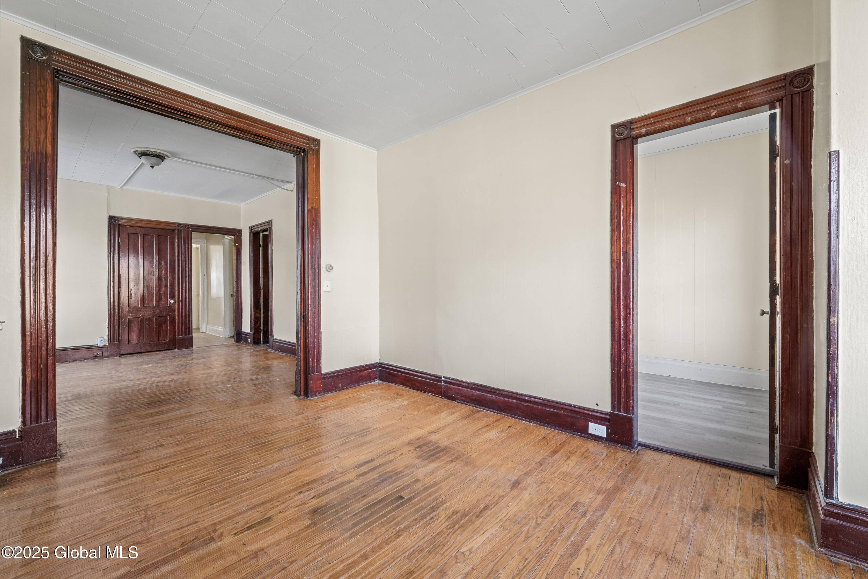 Troy, NY 12180,542 1st Street