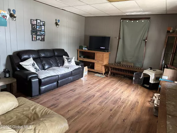 Elizabethtown, NY 12932,93 Water Street