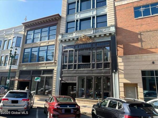 426 State Street, Schenectady, NY 12305