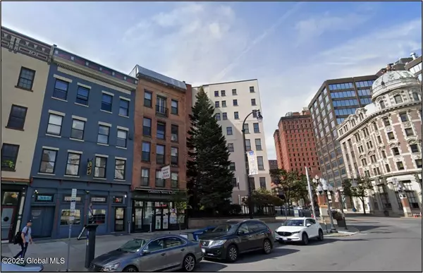 418 Broadway #300, Albany, NY 12207