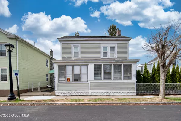 36 2nd Street, Waterford, NY 12188