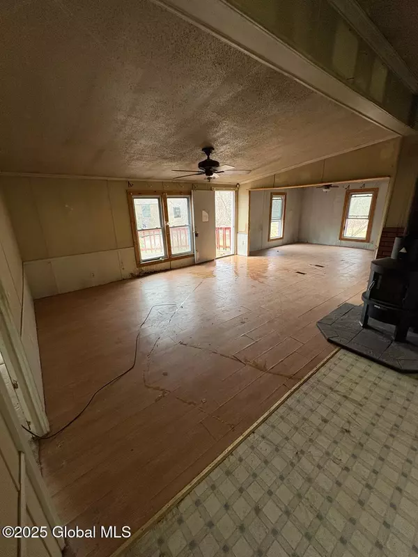 Hartford, NY 12838,122 Gilchrist Hill Road