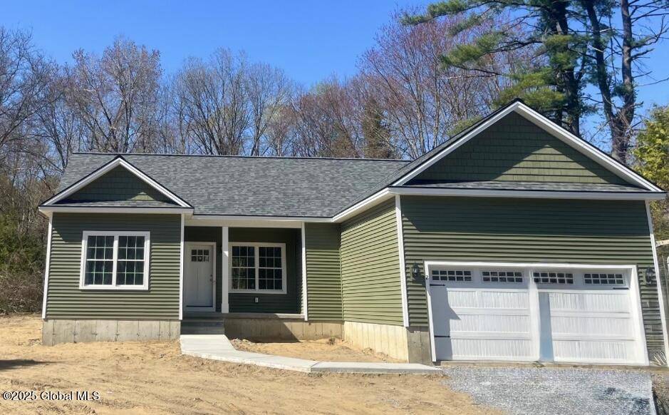 13 Leonard Lane, Queensbury, NY 12804
