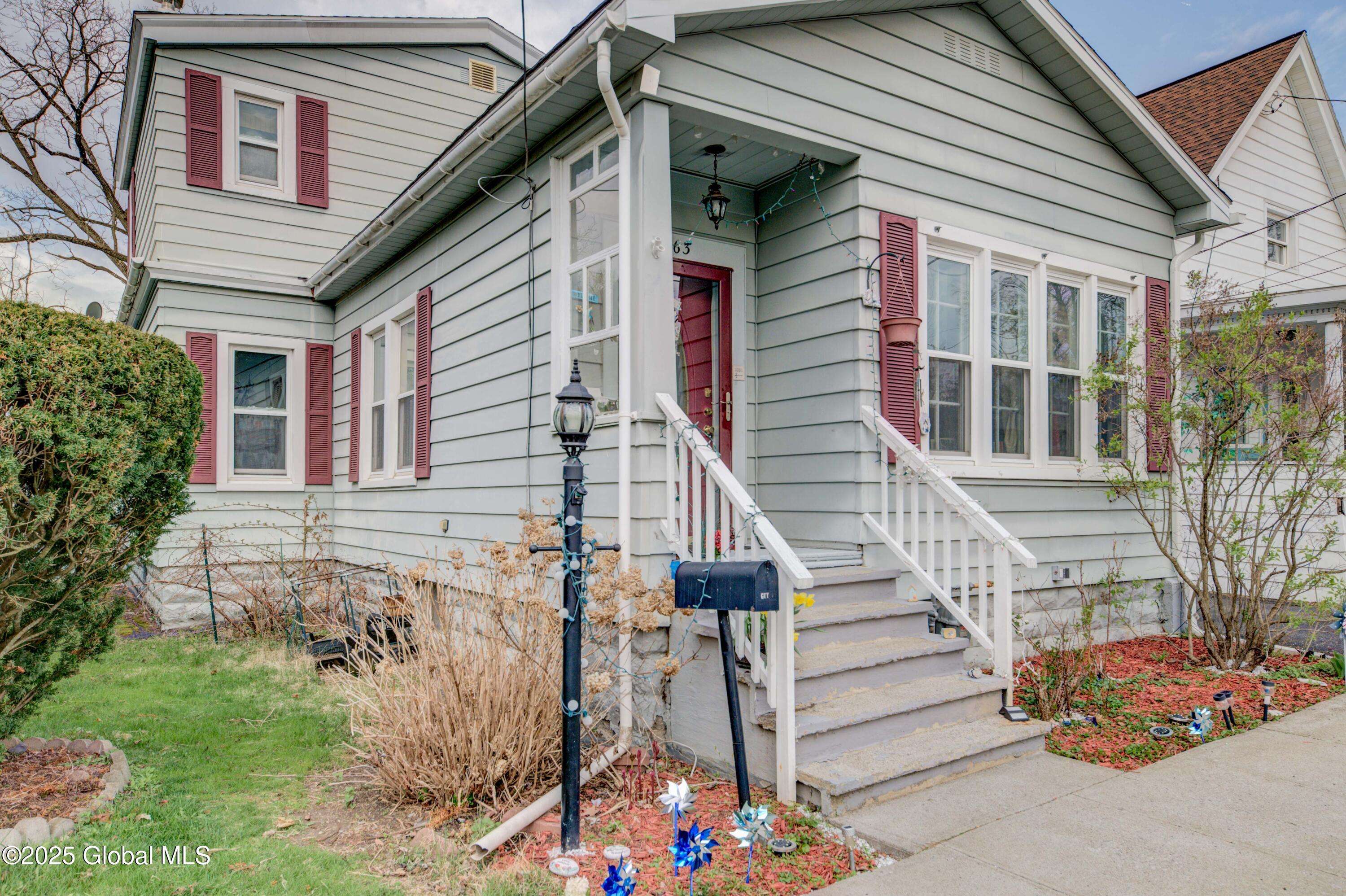 163 Simmons Avenue, Cohoes, NY 12047