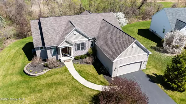 12 Chantrey Boulevard, Halfmoon, NY 12118
