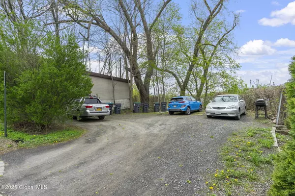 Coxsackie, NY 12051,49-51 Mansion Street