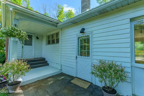 East Greenbush, NY 12144,3314 River Road