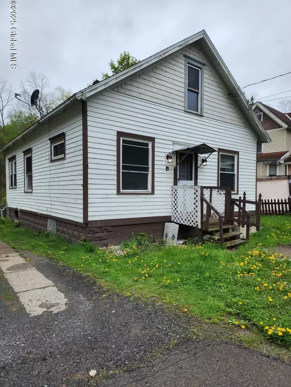 31 Fort Johnson Avenue, Fort Johnson, NY 12070