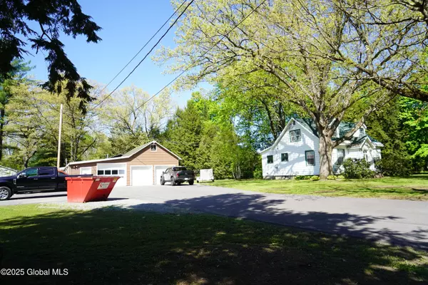 31 & 33 Thomas Avenue, Hudson Falls, NY 12839