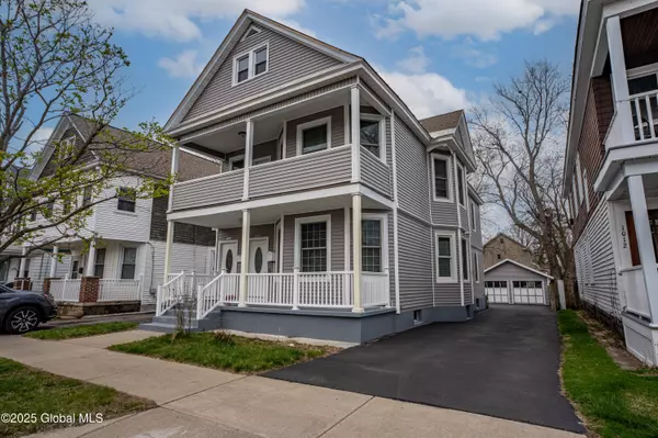 1014 Baker Avenue, Schenectady, NY 12309