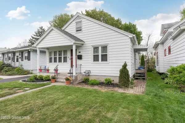 Albany, NY 12209,17 Betwood Street