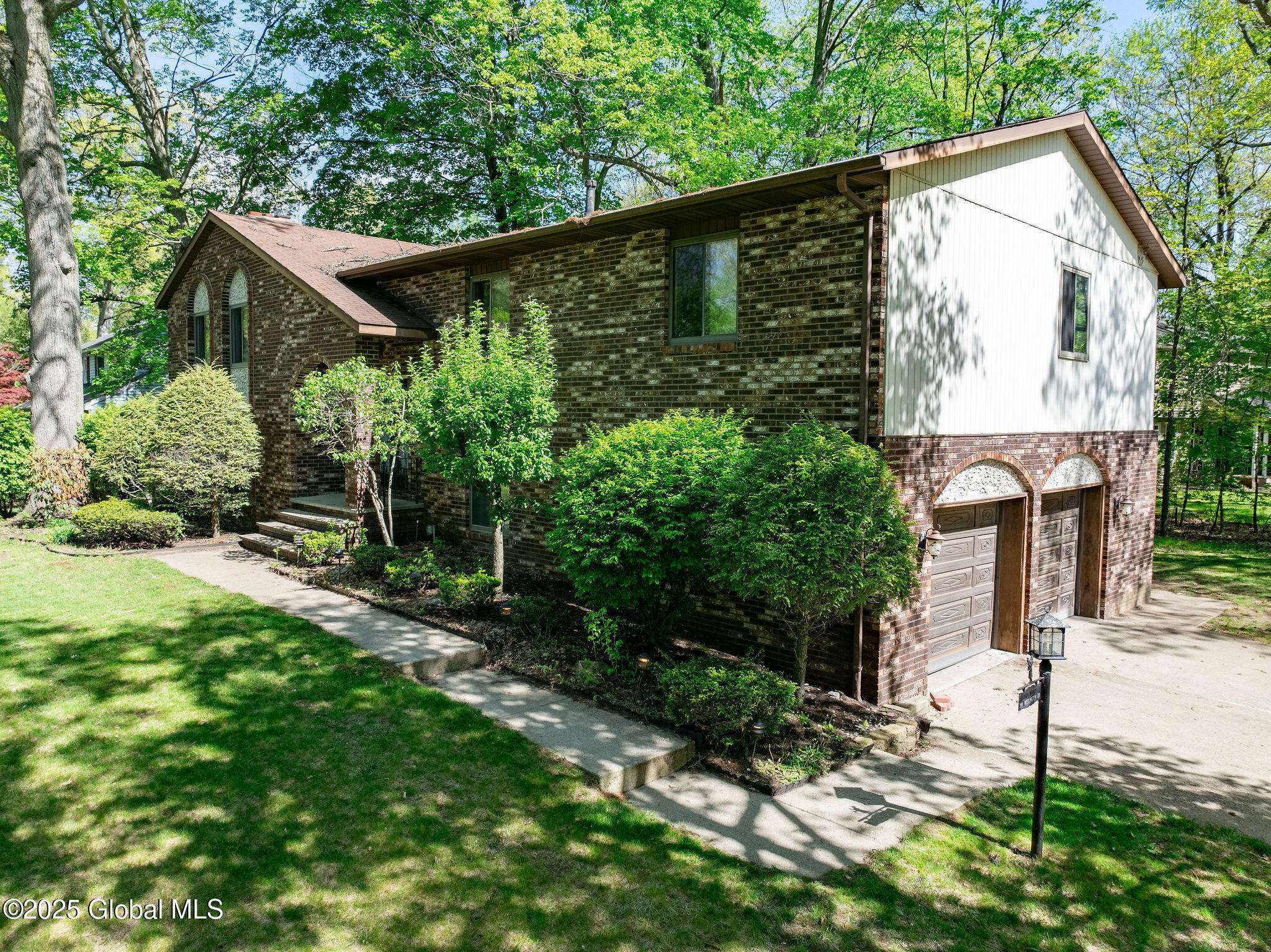 Bethlehem, NY 12054,319 Wellington Road