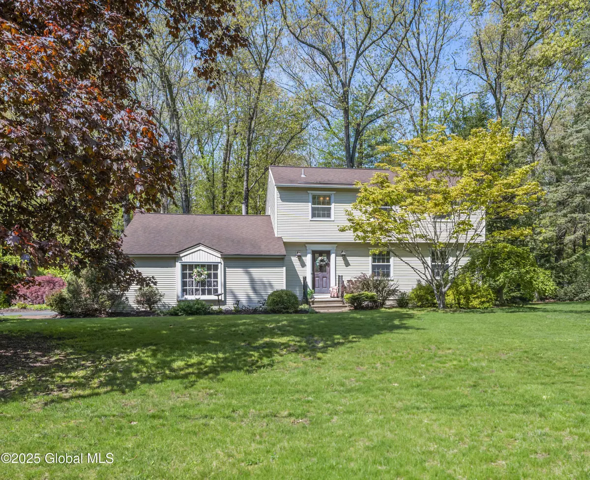 Clifton Park, NY 12065,24 S Nottingham Way