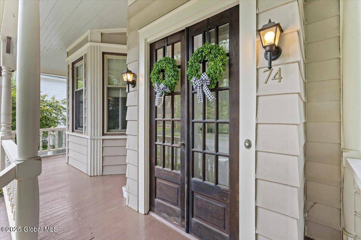 Troy, NY 12180,74 Pinewoods Avenue