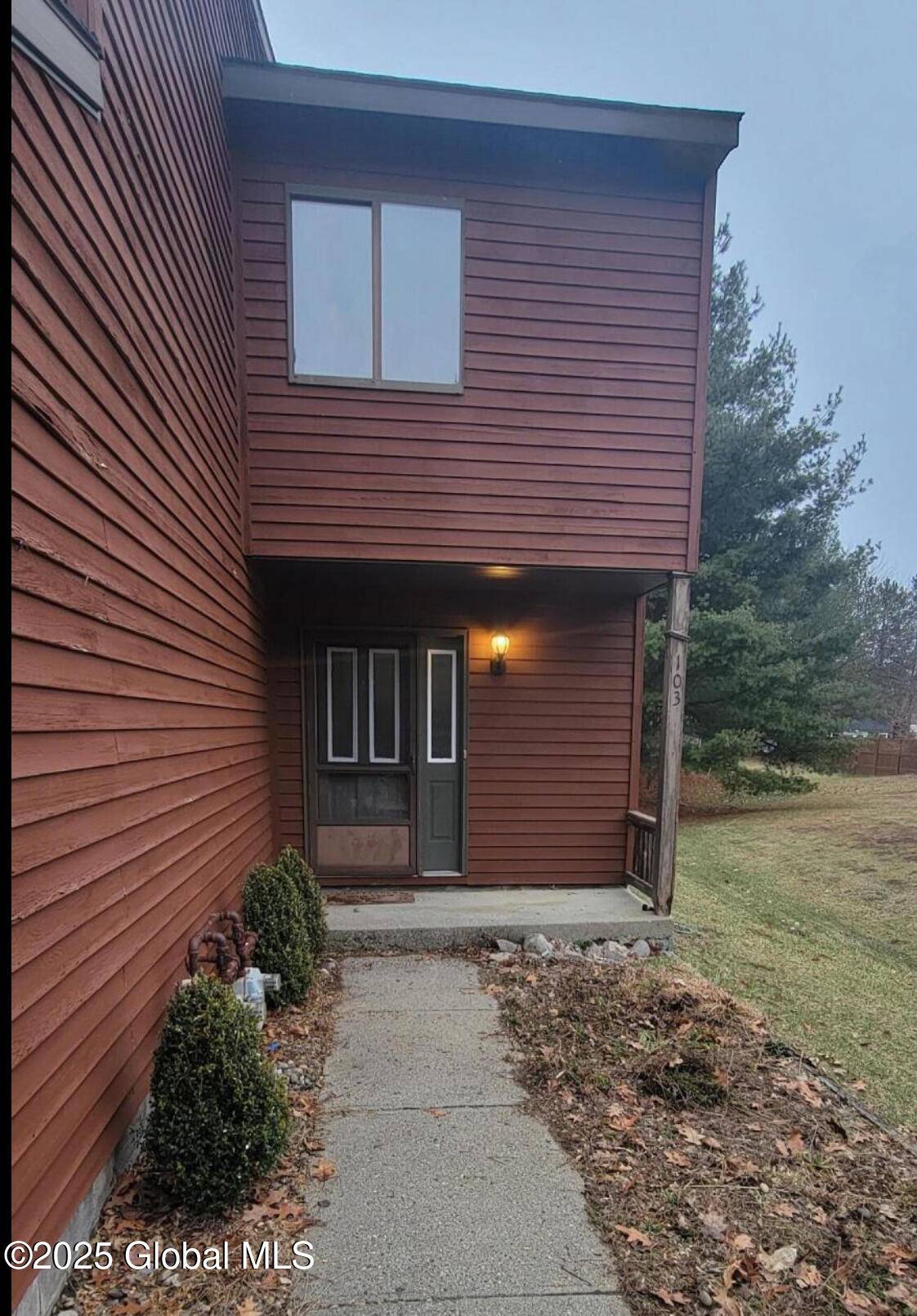 103 Stone Ridge Court, Guilderland, NY 12009