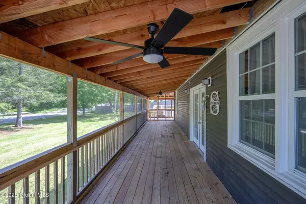 Poestenkill, NY 12018,510 Plank Road