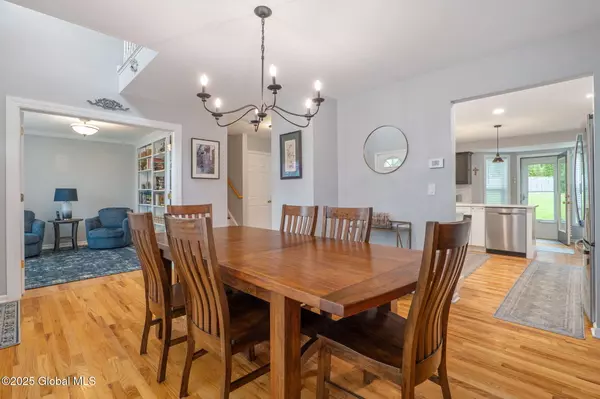 Albany, NY 12208,274 Woodlawn Avenue