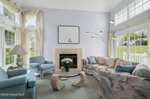 Guilderland, NY 12186,7 Ridgefield Drive