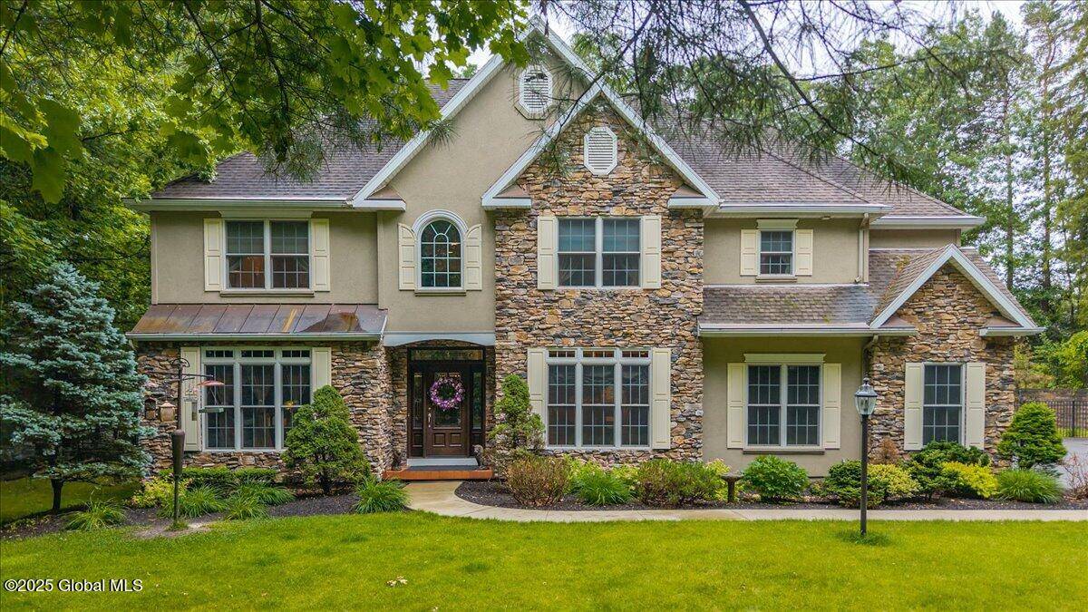 624 Grooms Road, Clifton Park, NY 12065