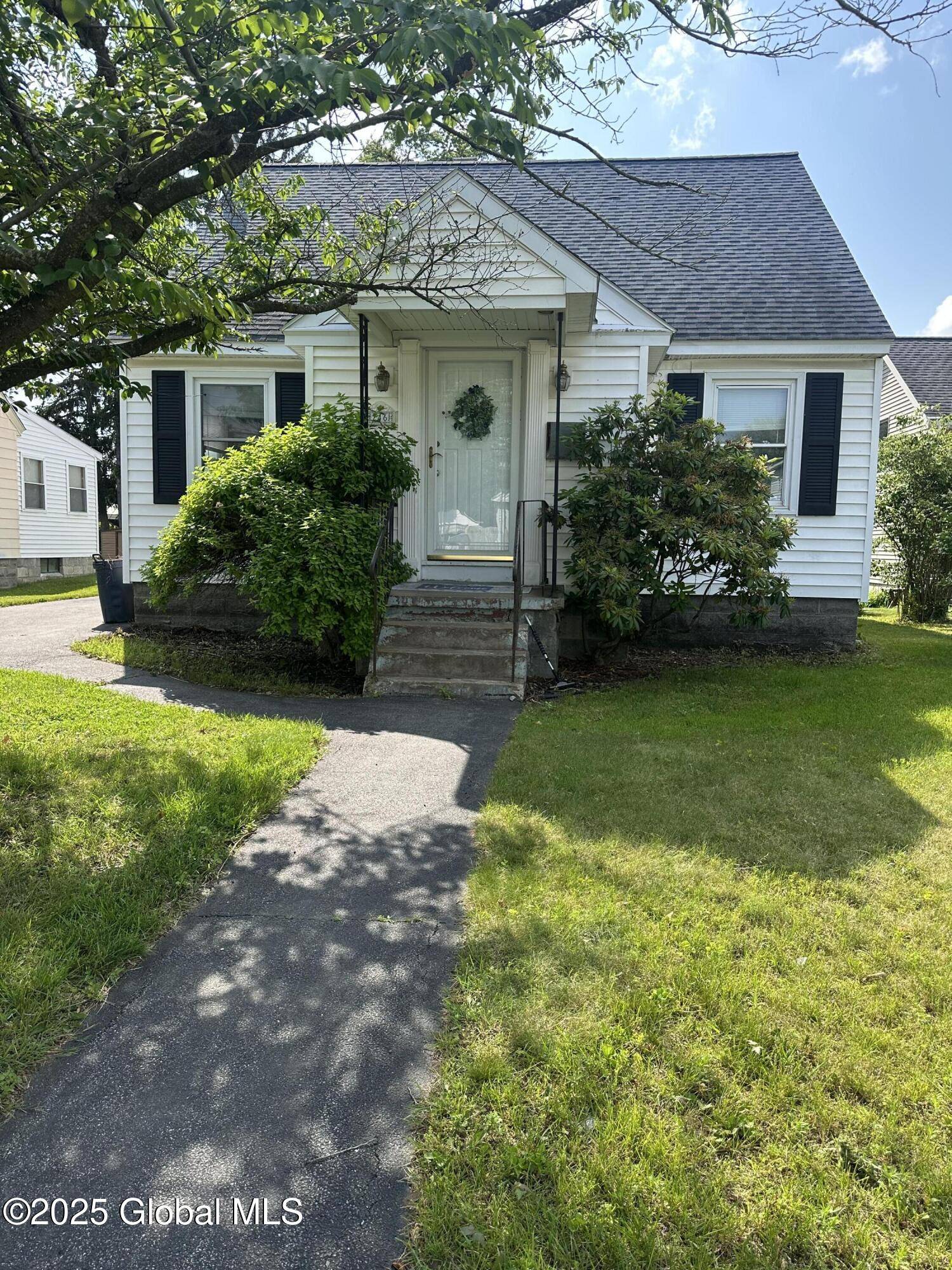 246 Fourteenth Street, Schenectady, NY 12306