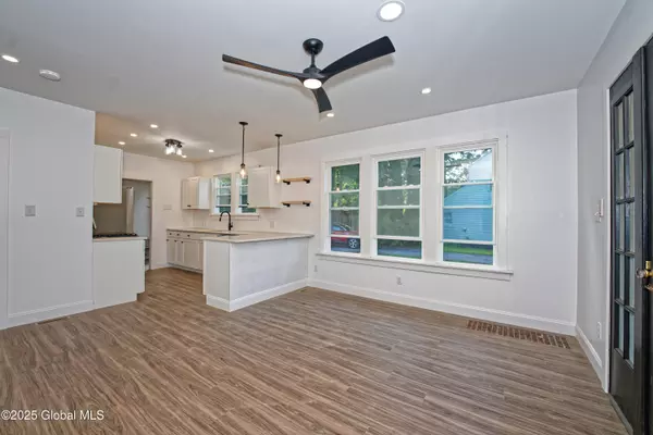 Glenville, NY 12302,280 Vley Road