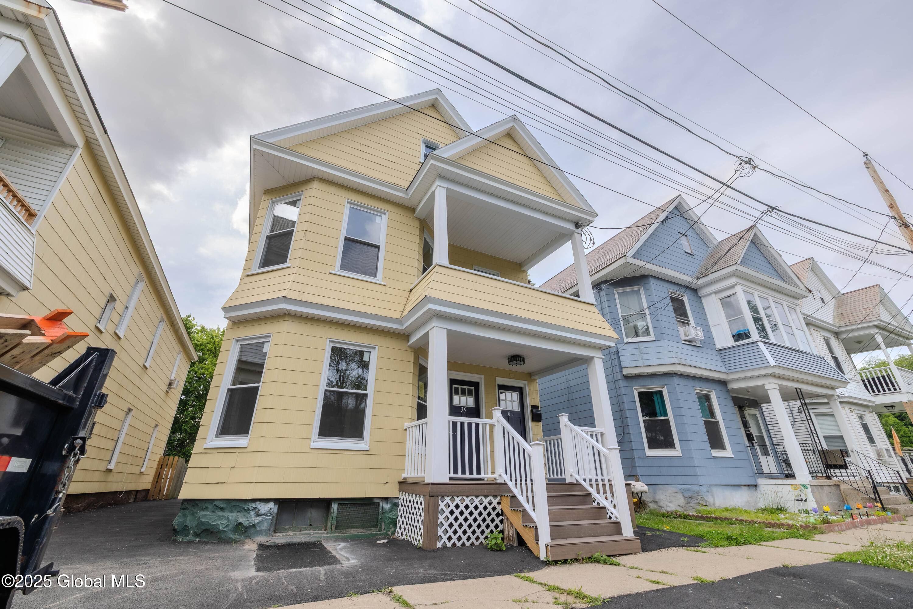 39 Fehr Avenue, Schenectady, NY 12304