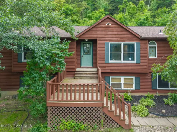 Middleburgh, NY 12157,141 Morning Sun Drive