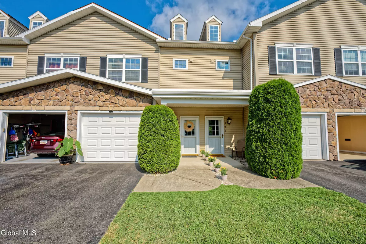 Cohoes, NY 12047,505 Avalon Place