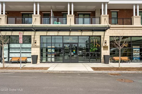19 Washington Street #451, Saratoga Springs, NY 12866
