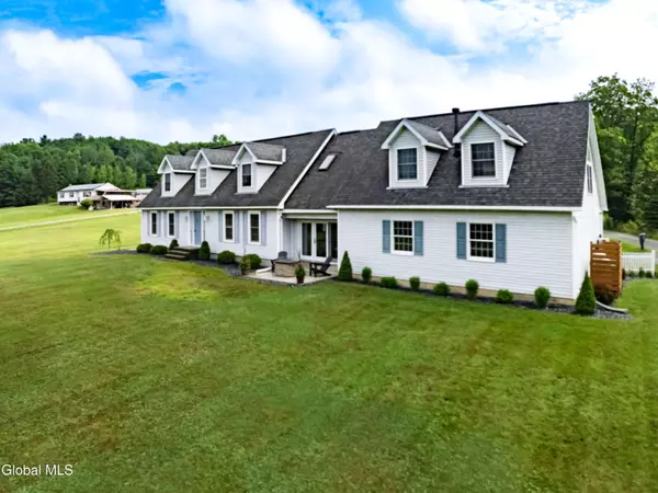 11 Mountain View Way, Hoosick, NY 12090