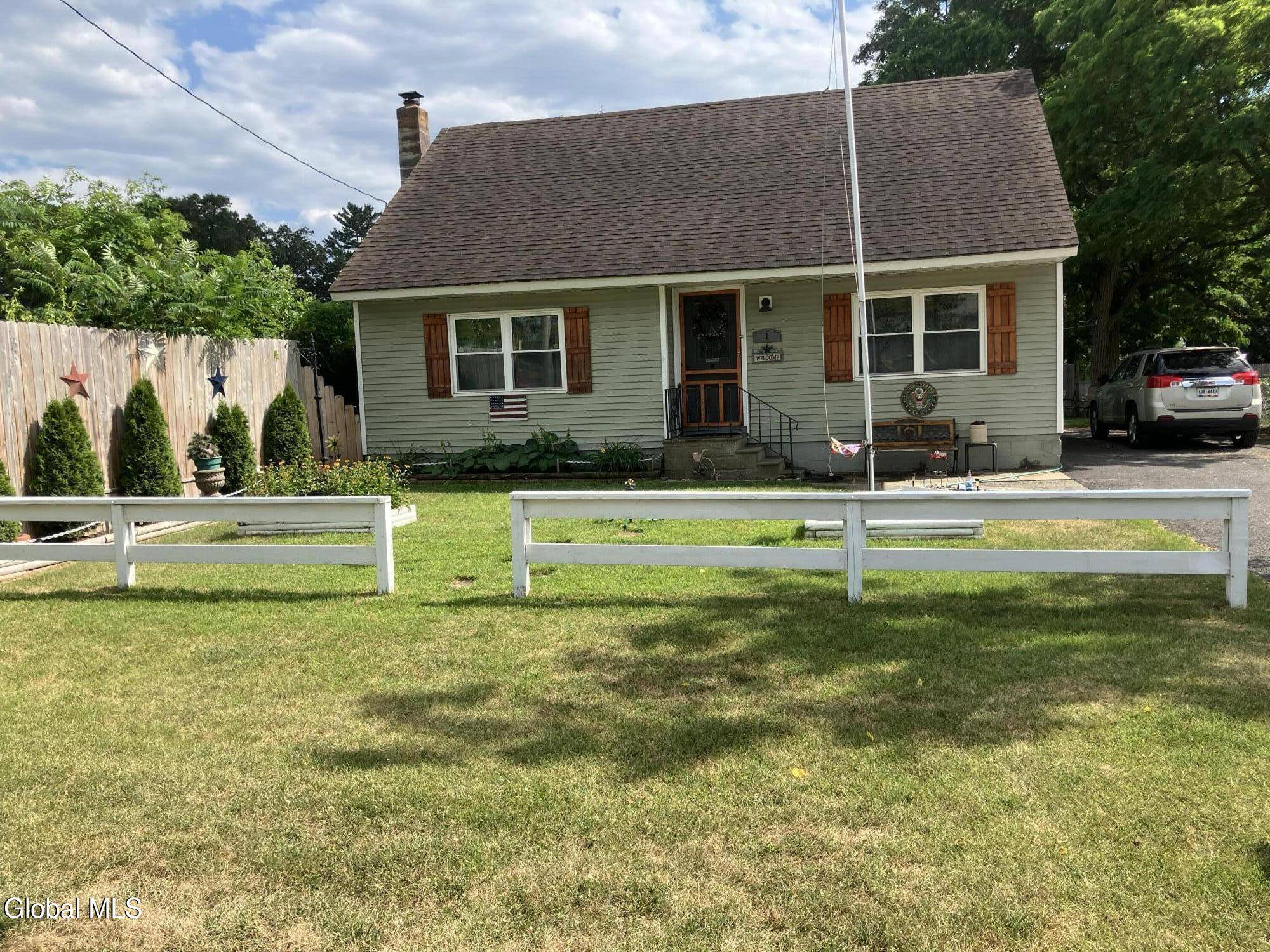 1 Moyer Avenue, Rotterdam, NY 12306