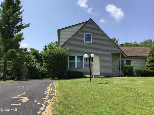 52 Sage Road #B, Waterford, NY 12188