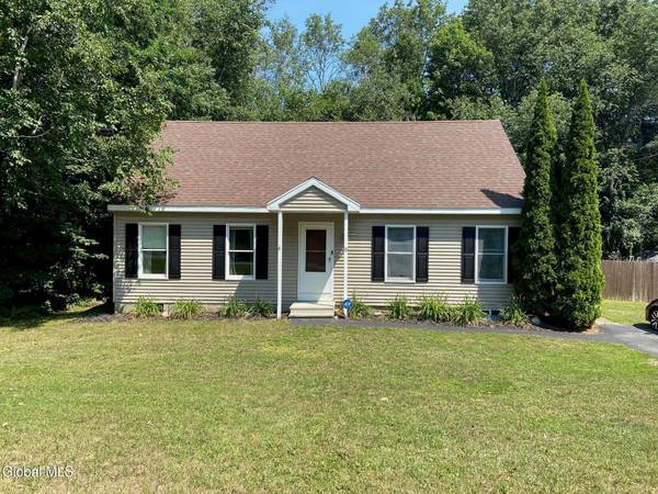 10 Mockingbird Lane, Queensbury, NY 12804