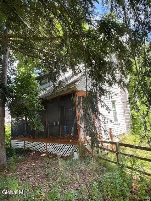 Hoosick Falls, NY 12090,131 Home Street