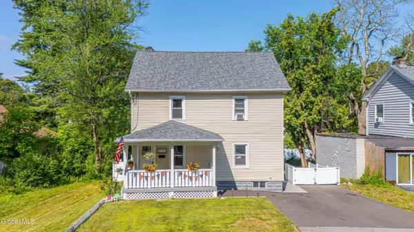 1033 Balltown Road, Niskayuna, NY 12309