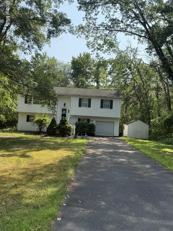 3007 Valley Pine Drive, Guilderland, NY 12303